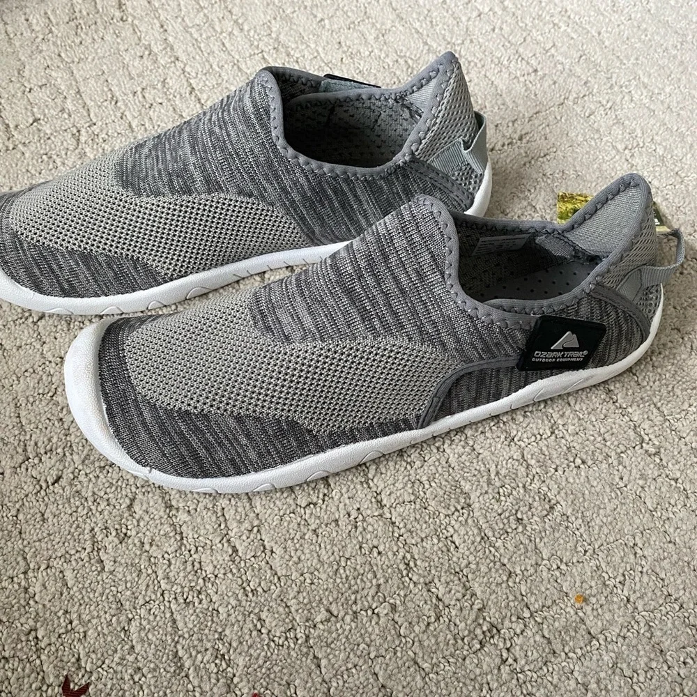NEW Ozark Trail Gray Water Beach Shoes Size 9/10 Velcro Closure